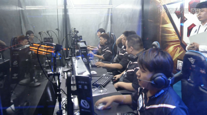 EPL S21： CNCS希望！ JamYoung 变身为香蕉路战神 TyLoo 横扫 3DMAX